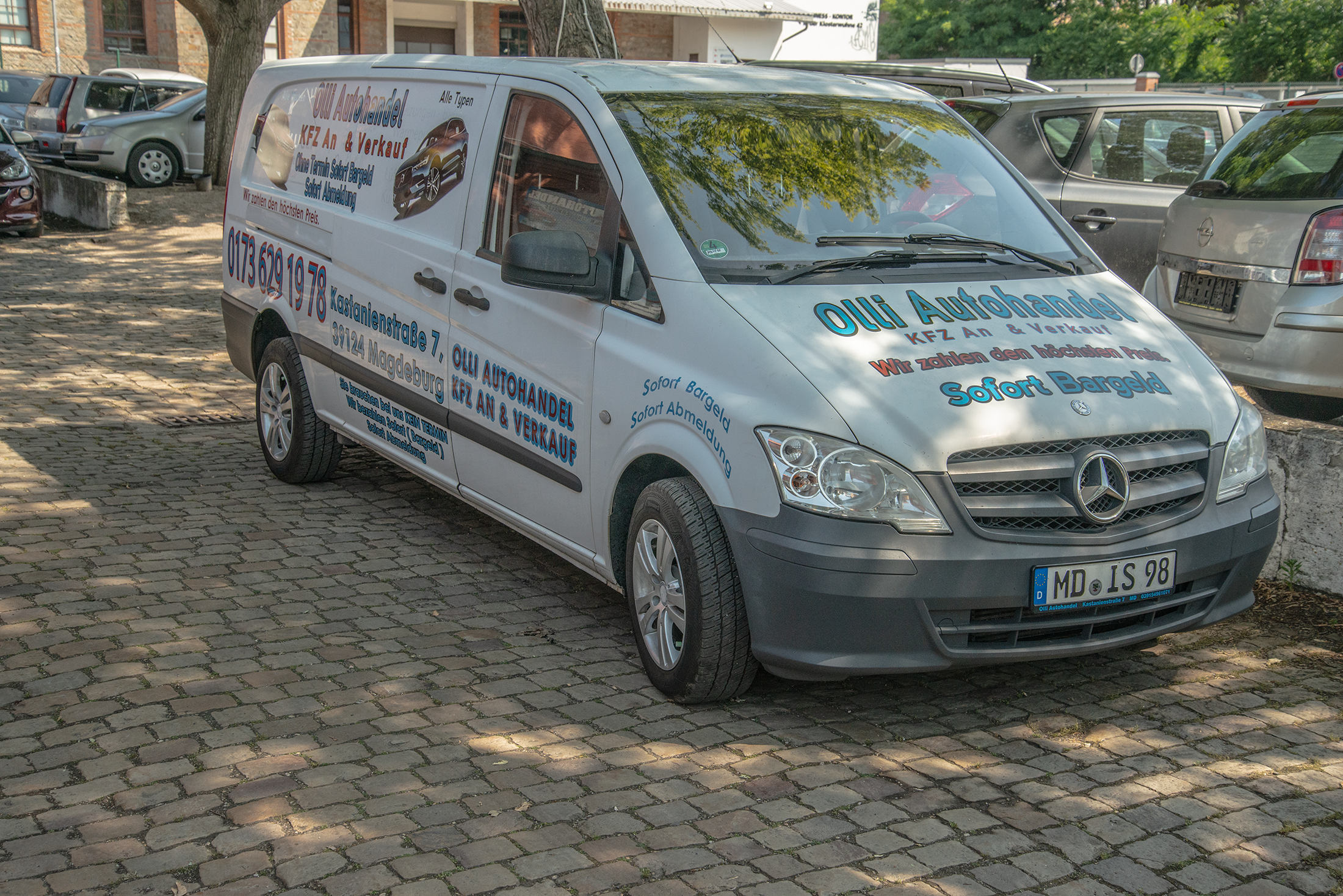 Auto